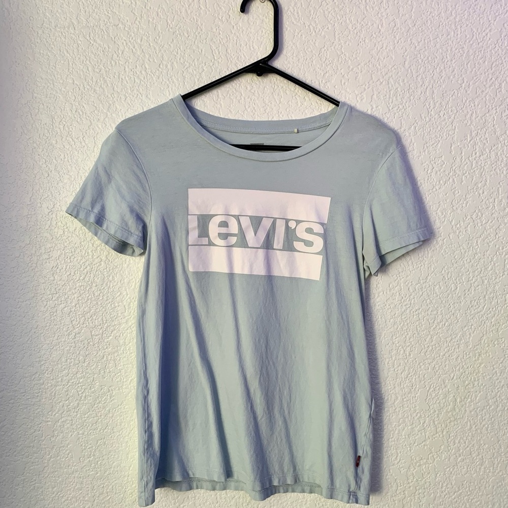 LEVIS T-SHIRT